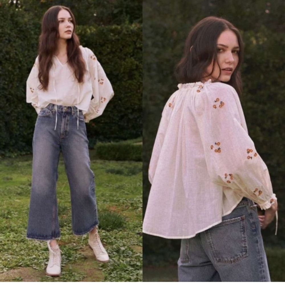 the great. the posey cream top daisy embroidered